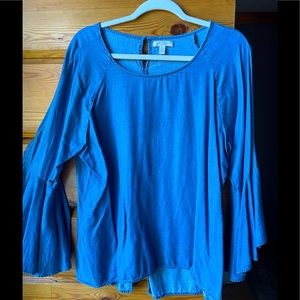 Lauren Conrad light denim blouse. Size XL.